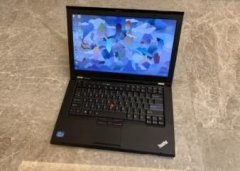 八百多的镜片，四百多的眼镜框。一千二百多买的眼镜。近视度数4