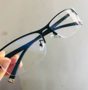 自用0-500度抗蓝光眼镜，要换高度数的，出给喜欢的人