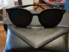 这款墨镜巨先显脸小，因长期没有开车闲置了