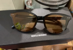 茶色眼镜，好看凹造型必备，不退货，购前请咨询。