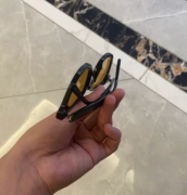 茶色眼镜，好看凹造型必备，不退货，购前请咨询。