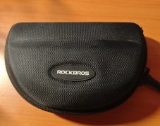 洛克兄弟骑行眼镜，带原装眼镜盒，成色很新