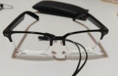出一个米家眼镜半框享悦版，买来没用多久